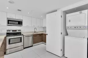 9901 E Bay Harbor Dr, Bay Harbor Islands, FL 33154 - Photo 3