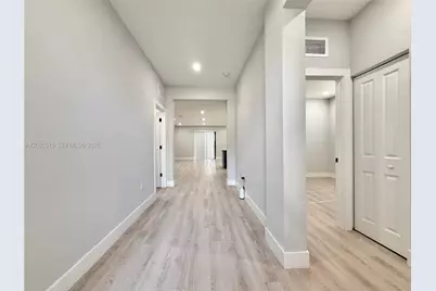 2159 SE 1st St, Homestead, FL 33033 - Photo 3