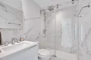 800 Claughton Island Dr, Miami, FL 33131 - Photo 79