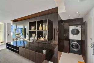 800 Claughton Island Dr, Miami, FL 33131 - Photo 21