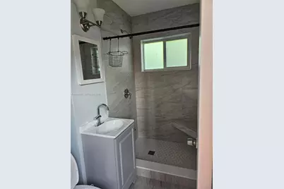709 NE 4th Ct #6, Hallandale Beach, FL 33009 - Photo 23