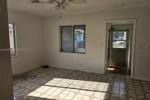 709 NE 4th Ct., Hallandale Beach, FL 33009 - Photo 17