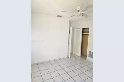 709 NE 4th Ct #6, Hallandale Beach, FL 33009 - Photo 25