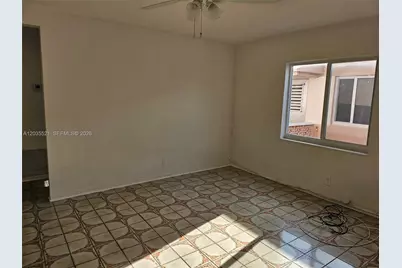 709 NE 4th Ct #6, Hallandale Beach, FL 33009 - Photo 13