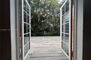 9600 N Miami Ave, Miami Shores, FL 33150 - Photo 23