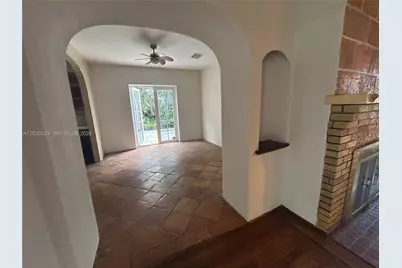 9600 N Miami Ave, Miami Shores, FL 33150 - Photo 13