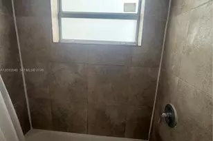 640 NW 10th Terrace, Fort Lauderdale, FL 33311 - Photo 5