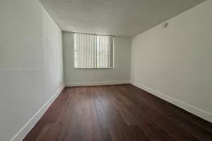 492 NW 165th Street Rd, Miami, FL 33169 - Photo 9