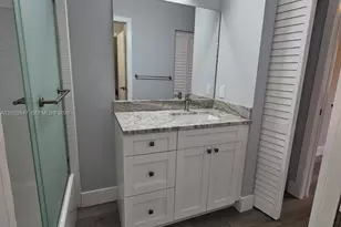 10823 NW 3rd Ct, Pembroke Pines, FL 33026 - Photo 3