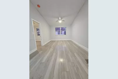 10823 NW 3rd Ct #B12U, Pembroke Pines, FL 33026 - Photo 7