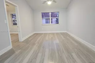 10823 NW 3rd Ct, Pembroke Pines, FL 33026 - Photo 7