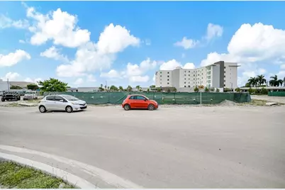 10800 NW 24th St, Sweetwater, FL 33165 - Photo 35