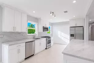 6255 SW 62nd Ct, South Miami, FL 33143 - Photo 11