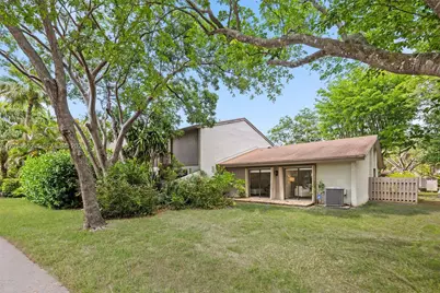 11045 SW 113th Pl, Miami, FL 33176 - Photo 13