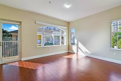 2707 NE 184th Ter, Aventura, FL 33160 - Photo 13