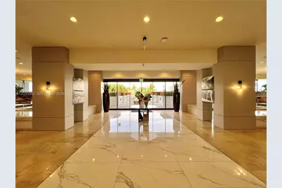 1000 W Island Blvd #3010, Aventura, FL 33160 - Photo 3
