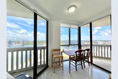 1000 W Island Blvd #3010, Aventura, FL 33160 - Photo 15