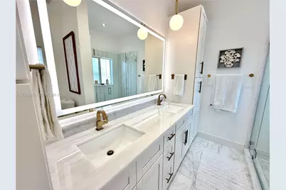 1460 Cleveland Rd, Miami Beach, FL 33141 - Photo 29