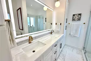 1460 Cleveland Rd, Miami Beach, FL 33141 - Photo 29