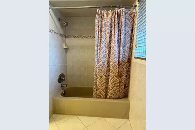 7205 W 3rd Ave, Hialeah, FL 33014 - Photo 19