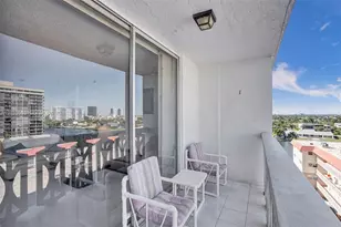 3113 S Ocean Dr, Hallandale Beach, FL 33009 - Photo 27