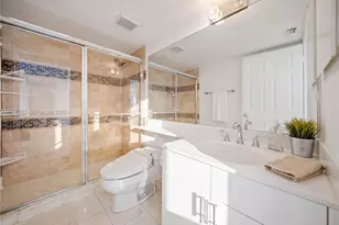 3530 Mystic Pointe Dr, Aventura, FL 33180 - Photo 21