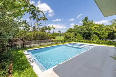 5262 La Gorce Dr, Miami Beach, FL 33140 - Photo 27