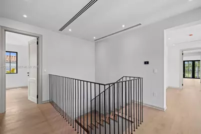 5262 La Gorce Dr, Miami Beach, FL 33140 - Photo 37