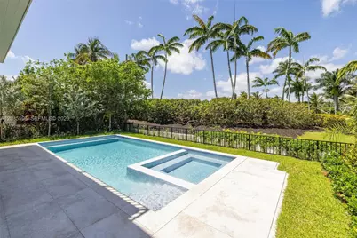 5262 La Gorce Dr, Miami Beach, FL 33140 - Photo 29