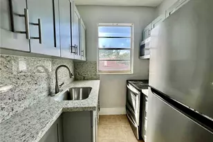 301 SW 10th Ave, Miami, FL 33130 - Photo 5