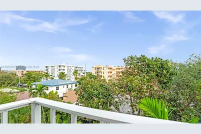 7925 Carlyle Ave #403, Miami Beach, FL 33141 - Photo 21