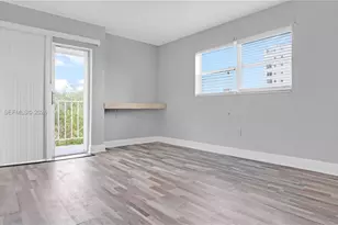7925 Carlyle Ave, Miami Beach, FL 33141 - Photo 17
