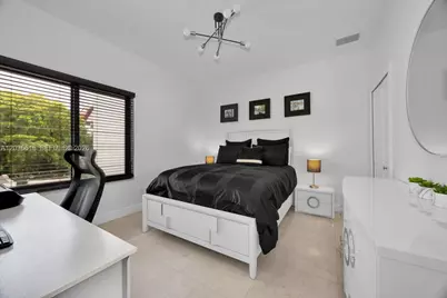 2000 S Bayshore Dr #65, Miami, FL 33133 - Photo 25