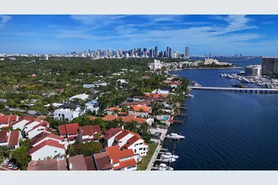 2000 S Bayshore Dr #65, Miami, FL 33133 - Photo 43