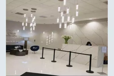 1200 Brickell Bay Dr #3318, Miami, FL 33131 - Photo 11