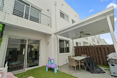 10294 NW 71st Ter, Doral, FL 33178 - Photo 21