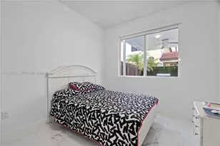 10294 NW 71st Terrace, Doral, FL 33178 - Photo 9