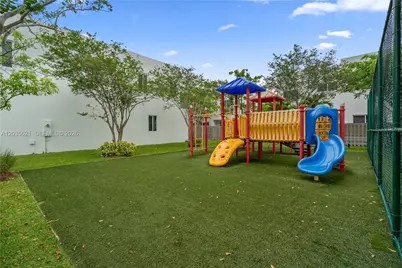 10294 NW 71st Ter, Doral, FL 33178 - Photo 39