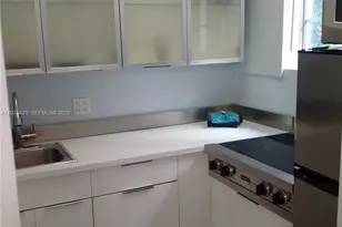 1525 Meridian Ave, Miami Beach, FL 33139 - Photo 23
