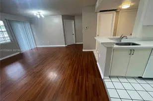 2811 N Oakland Forest Dr, Oakland Park, FL 33309 - Photo 1