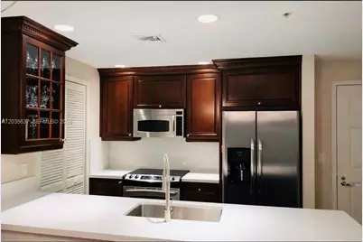 100 Andalusia Ave #402, Coral Gables, FL 33134 - Photo 7