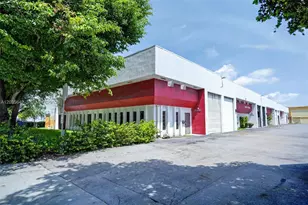 First Generation Restaurant For Lease in Doral, Doral, FL 33166 - Photo 1