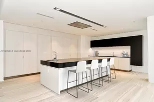 1000 Biscayne Blvd, Miami, FL 33132 - Photo 7