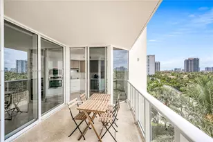 19333 Collins Ave, Sunny Isles Beach, FL 33160 - Photo 21