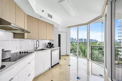 19333 Collins Ave #709, Sunny Isles Beach, FL 33160 - Photo 5