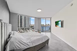 17111 Biscayne Blvd, North Miami Beach, FL 33160 - Photo 19