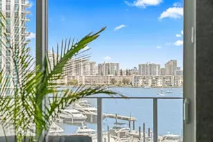 17111 Biscayne Blvd, North Miami Beach, FL 33160 - Photo 15