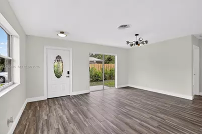 6250 NW 14th St, Sunrise, FL 33313 - Photo 9
