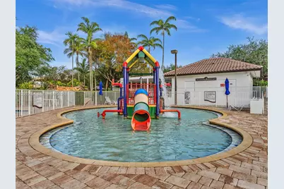 1581 Winterberry Ln, Weston, FL 33327 - Photo 63