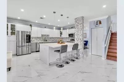 1581 Winterberry Ln, Weston, FL 33327 - Photo 19